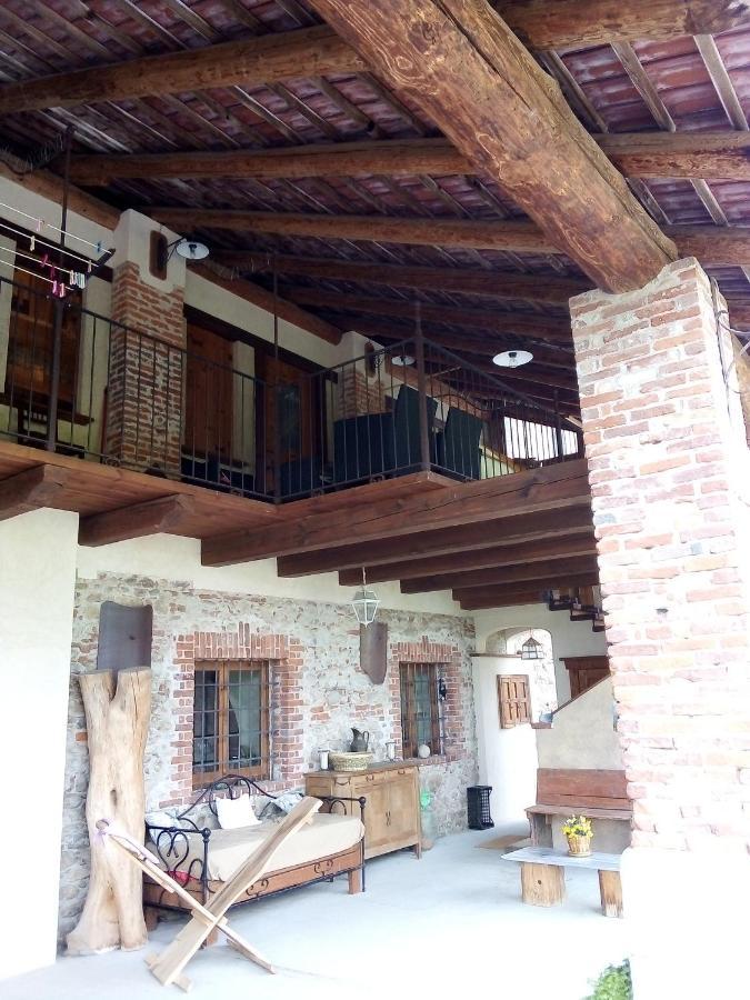 B&B Cascina Dell'Eco Busca Eksteriør bilde